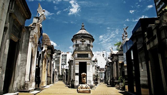 recoleta-cemetery-buenos-aires