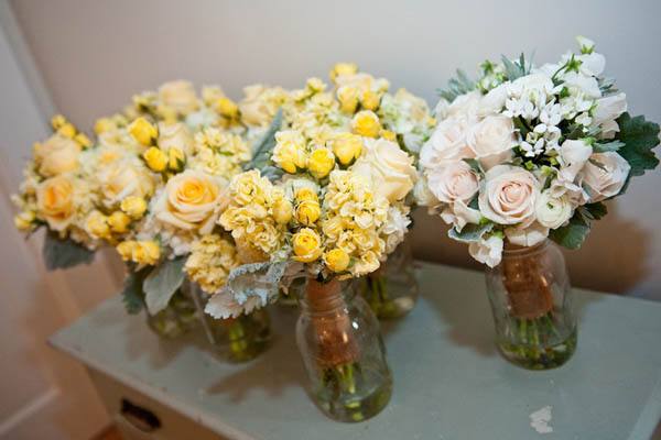 wedding-color-yellow-bouquets-kingdom-wedding-photography-by-kat