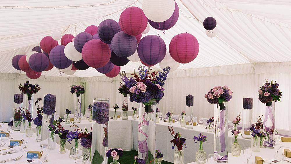 purple-white-wedding-lanterns