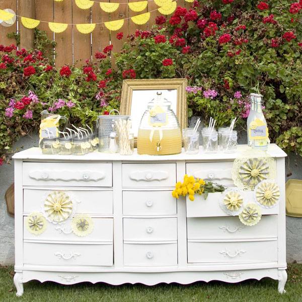 1bee-party_213cropped