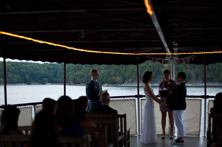 lake-champlain-wedding-ceremony