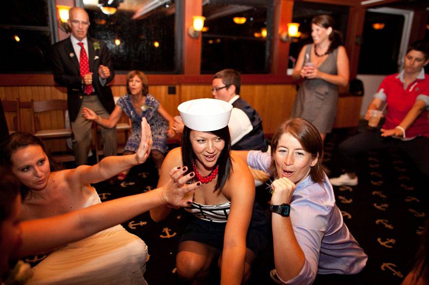 northern-lights-lake-champlain-cruises-wedding