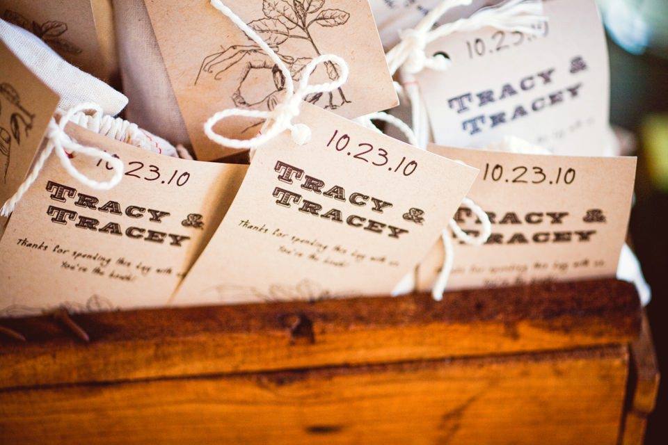 tracey-tracys-calimonia-farmhouse-lesbian-wedding_0030