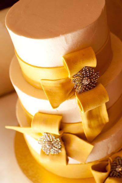 wedding-color-yellow-selah-photography-style-unveiled-loverly